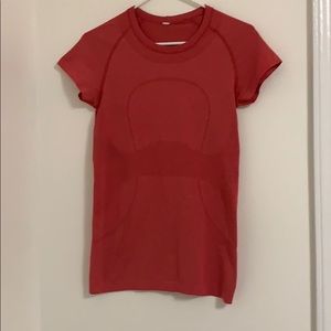 Lululemon Swiftly Tech Short Sleeved Shirt
